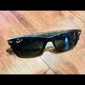 POLARIZED Wayfarer Ray-Ban Sunglasses